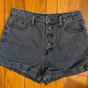 BDG High Rise Mom Shorts!